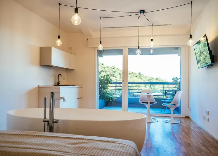 Sporting Pinamare 公寓式酒店 4*